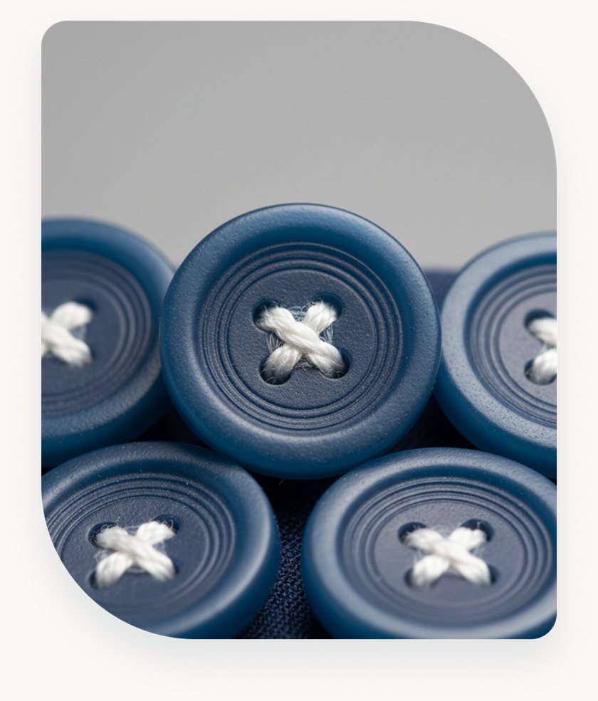 Reclaimed marine plastic buttons